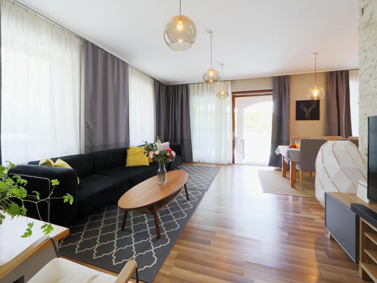 Villa Aschbacher By Interhome บาลาตอนเซเมช ภายนอก รูปภาพ