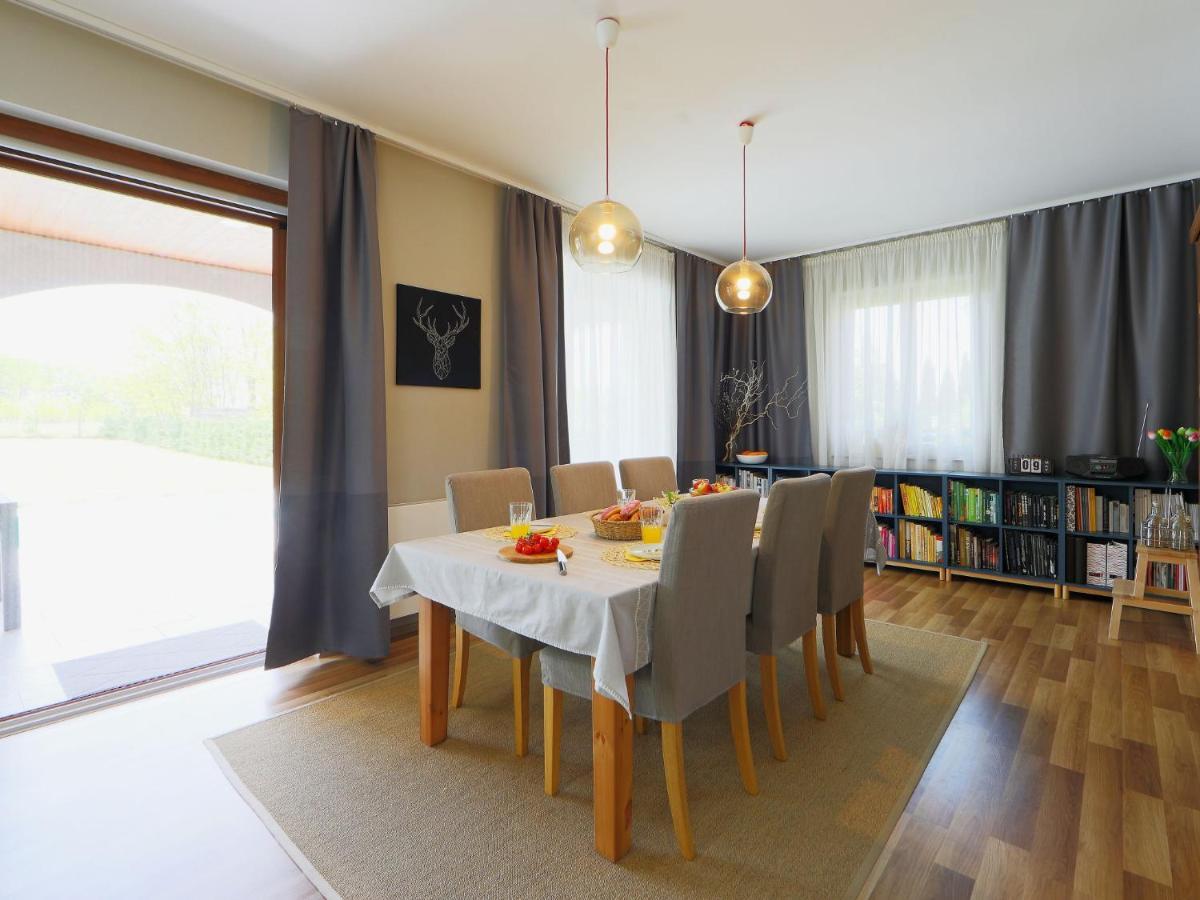Villa Aschbacher By Interhome บาลาตอนเซเมช ภายนอก รูปภาพ