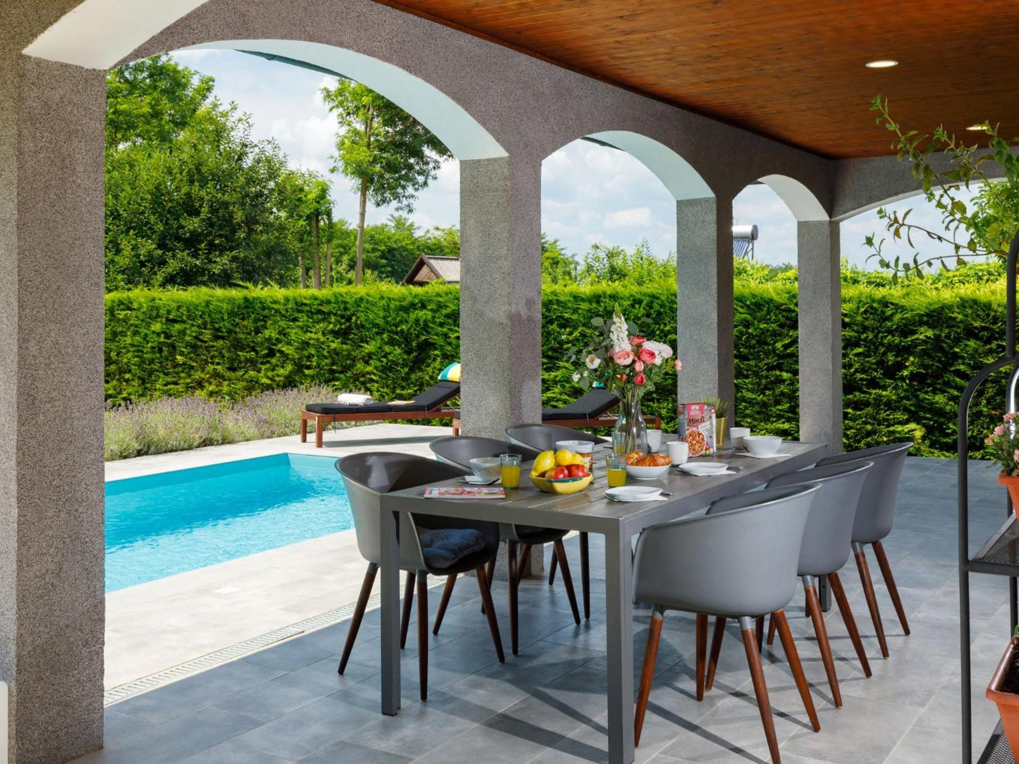 Villa Aschbacher By Interhome บาลาตอนเซเมช ภายนอก รูปภาพ